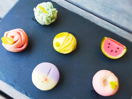 季節の練り切りの画像